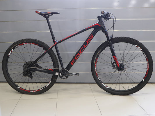 BICICLETA FOCUS RAVEN EVO 29 (M)