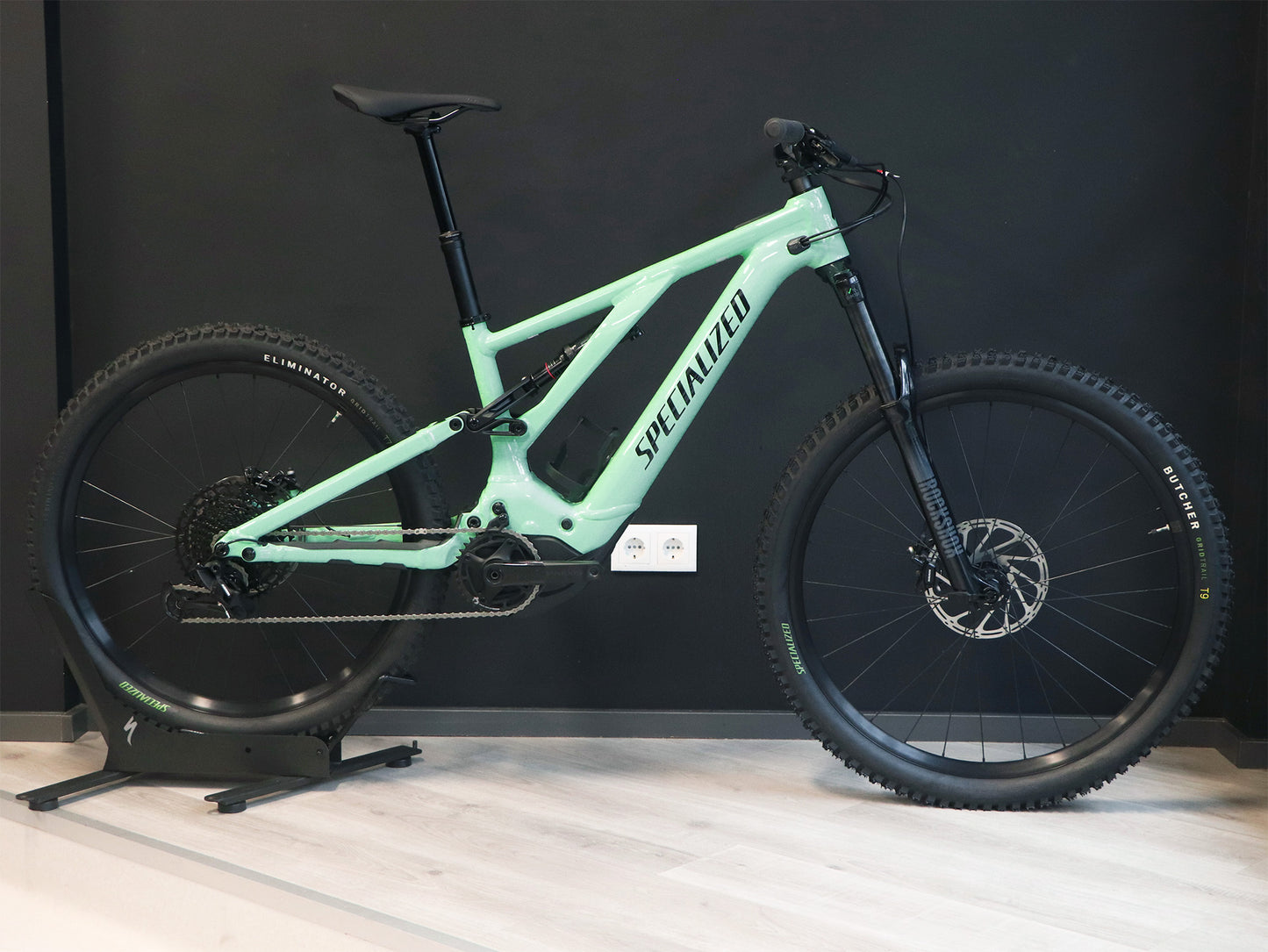 BICICLETA SPECIALIZED TURBO LEVO ALLOY (S3)