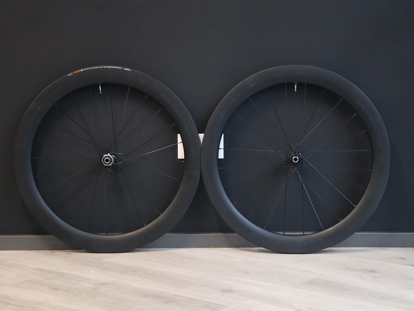 RODAS SHIMANO ULTEGRA C60 TUBELESS (PAR)