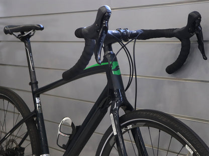 BICICLETA GIANT REVOLT 2 (M/L)