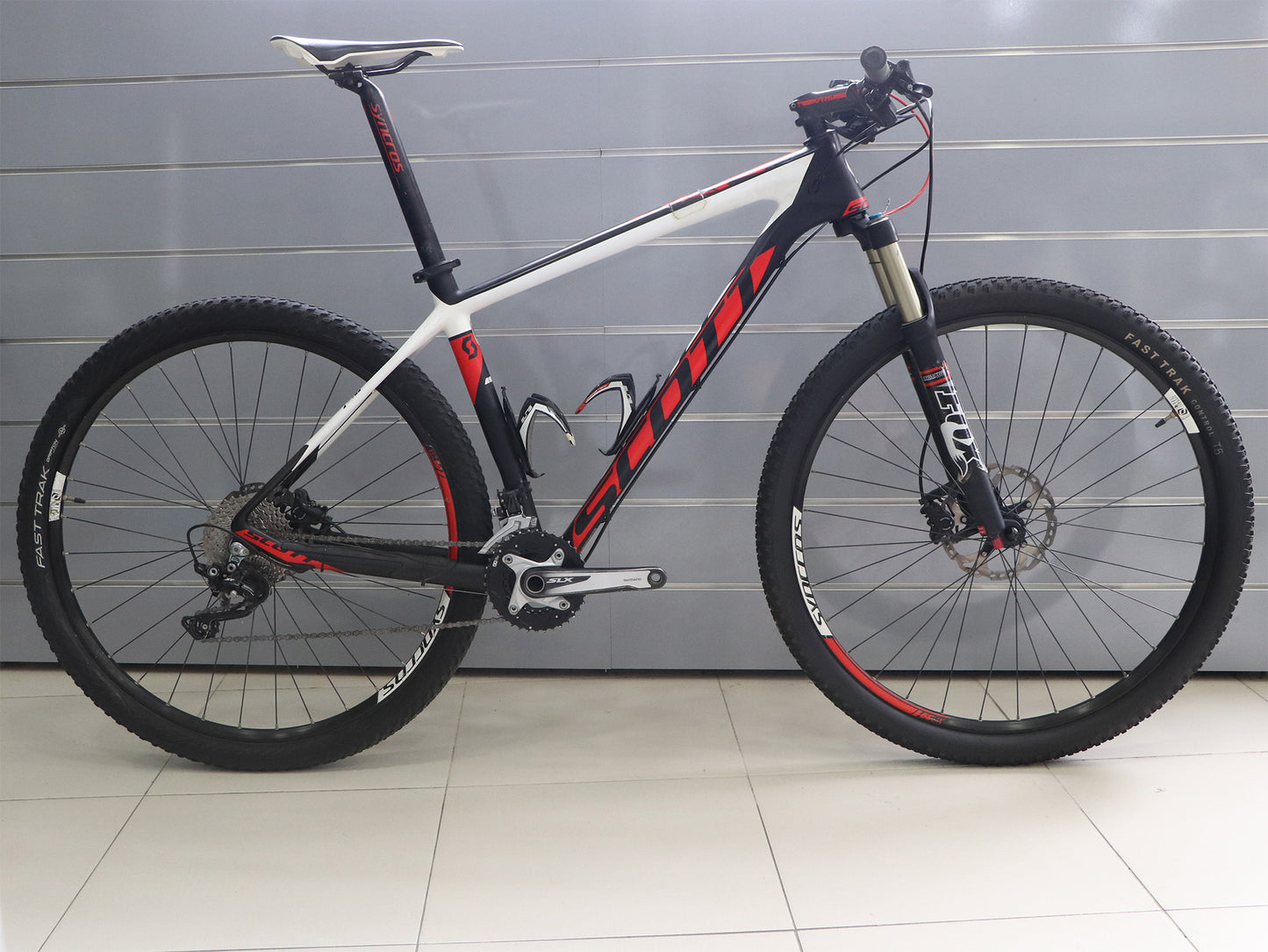BICICLETA SCOTT SCALE 930 (L)