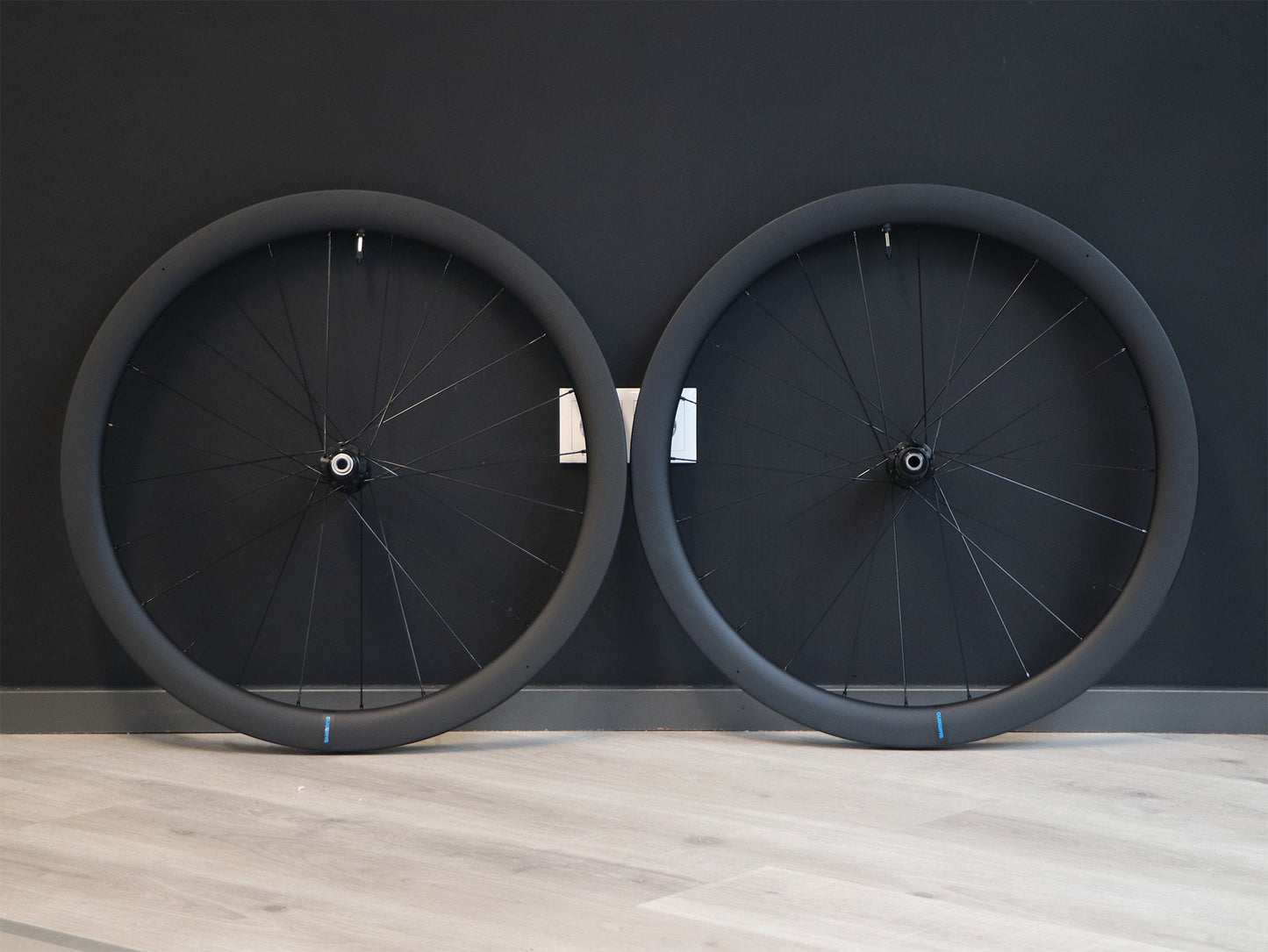 RODAS SHIMANO C46 TUBELESS (PAR)