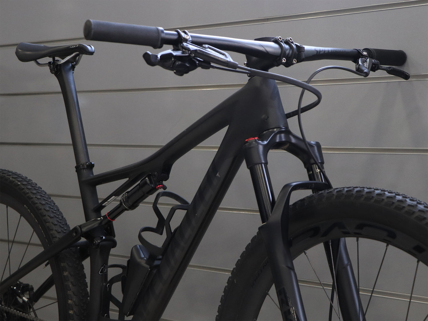 BICICLETA SPECIALIZED EPIC EXPERT CARBON (M)