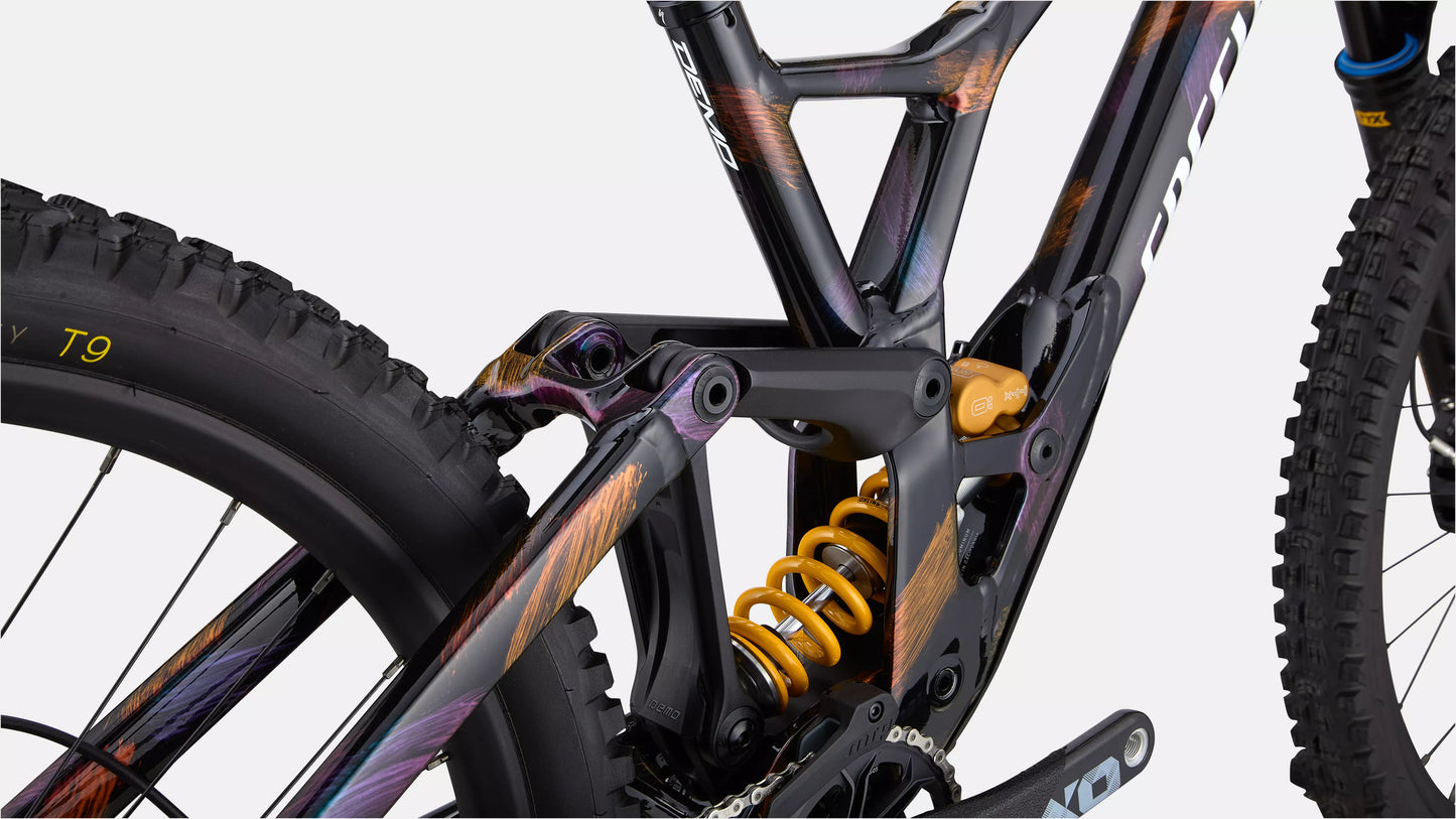 BICICLETA SPECIALIZED DEMO RACE 2025