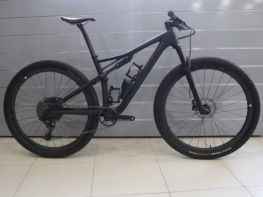 BICICLETA SPECIALIZED EPIC EXPERT CARBON (M)